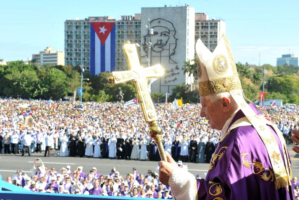 Pope Benedict XVI arrives to celebrate a mass at Revolution Square in Havana, Cuba, March 28, 2012. Osservatore Romano/Handout via REUTERS/File Photo