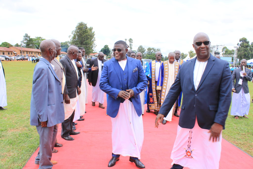 Bunyoro-Kitara Kingdom Primier, Andrew Kirungi Buyakutaga (L) with Buganda Kingdom First Deputy Prime Minister, Twaha Kawasi. Credit: Robert Atuhairwe/The Albertine Journal