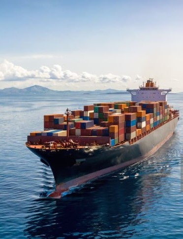 A tax on the international shipping could help decarbonise a sector. Net Photo.
