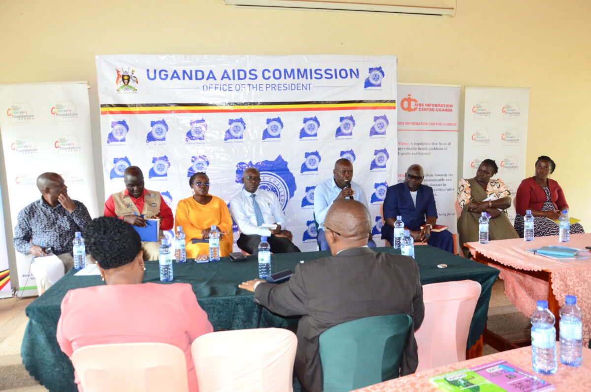 Stakeholders reacts to the report during a regional AIDS/HIV meeting at Hoima district Local Government offices on May 16. Credit: Robert Atuhairwe/The Albertine Journal.