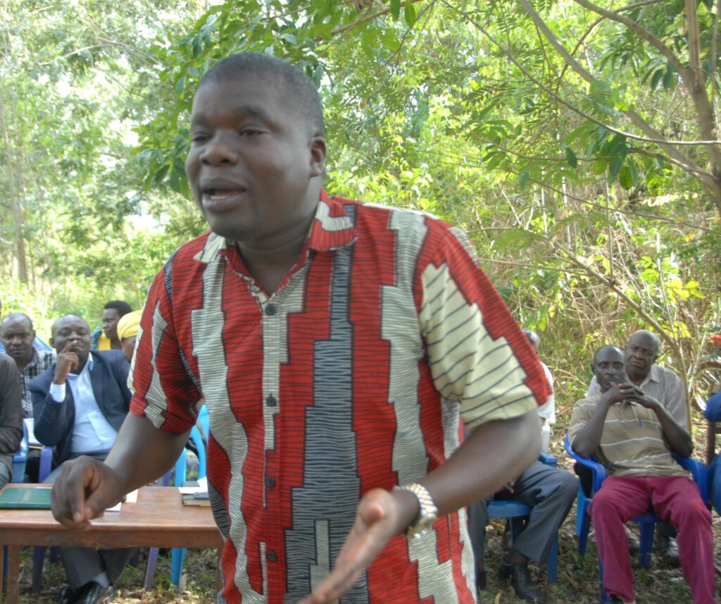 Pius Rujumba Wakabi, the Bugahya County legislator during a community meeting. Photo by Robert Atuhairwe.